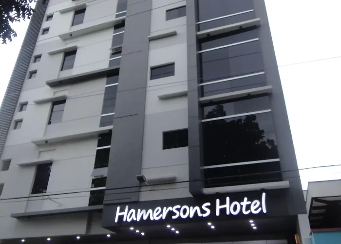 ホテル Hamersons セブ市
